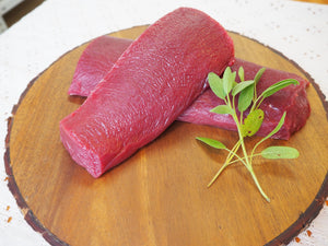 忘れられない一皿！鹿肉ステーキの絶品の美味しさを体験！